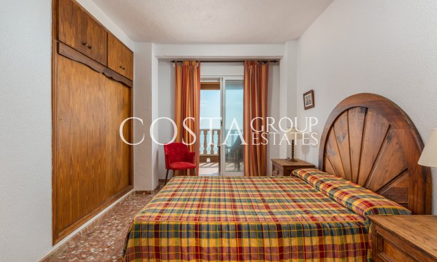 Resale - Villa -
Guardamar del Segura - Guardamar del Segura Centro