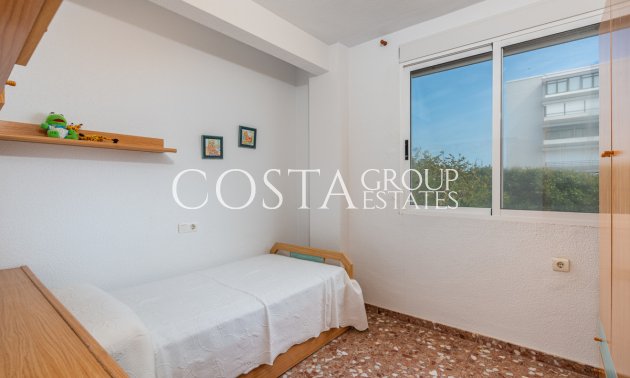 Resale - Villa -
Guardamar del Segura - Guardamar del Segura Centro