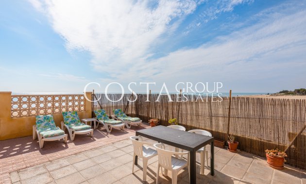 Resale - Villa -
Guardamar del Segura - Guardamar del Segura Centro