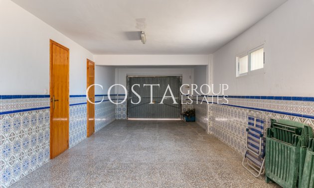 Resale - Villa -
Guardamar del Segura - Guardamar del Segura Centro