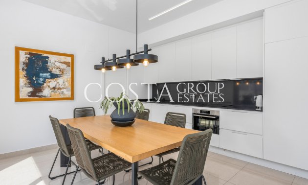 Resale - Villa -
Rojales - Ciudad Quesada