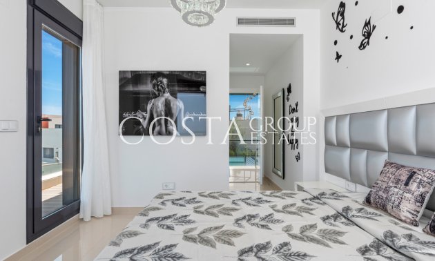 Wiederverkauf - Villa -
San Miguel de Salinas - San Miguel de Salinas Centro