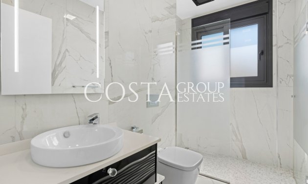 Wiederverkauf - Villa -
San Miguel de Salinas - San Miguel de Salinas Centro