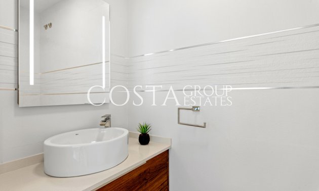 Wiederverkauf - Villa -
San Miguel de Salinas - San Miguel de Salinas Centro