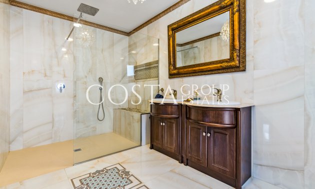 Resale - Villa -
Rojales - Ciudad Quesada