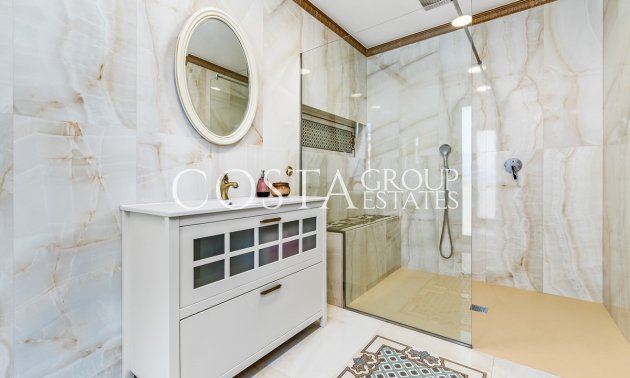 Resale - Villa -
Rojales - Ciudad Quesada