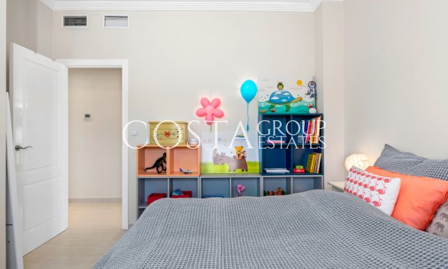 Resale - Villa -
Rojales - Ciudad Quesada