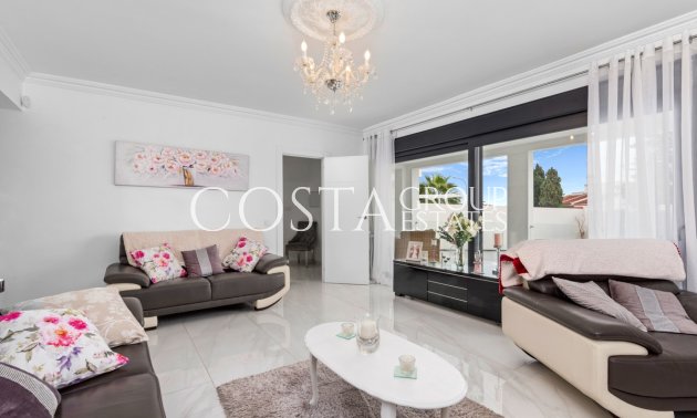 Resale - Villa -
Rojales - Ciudad Quesada