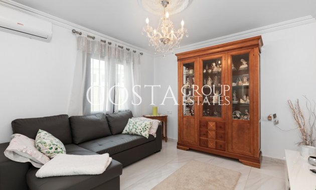 Resale - Villa -
Rojales - Ciudad Quesada