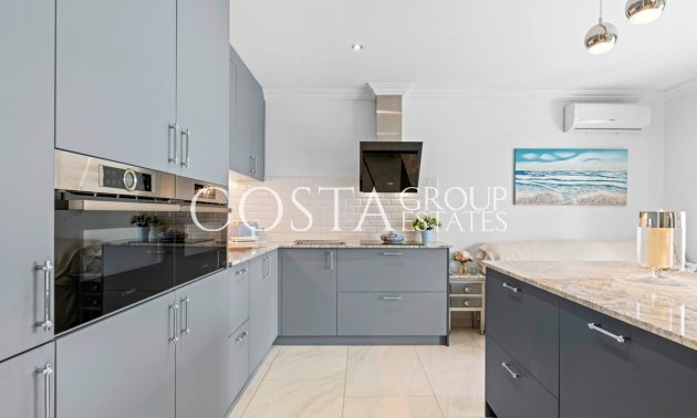 Resale - Villa -
Rojales - Ciudad Quesada