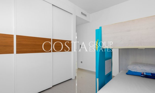 Resale - Villa -
Rojales - Ciudad Quesada