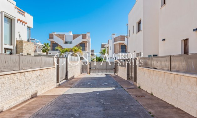 Resale - Villa -
Rojales - Ciudad Quesada