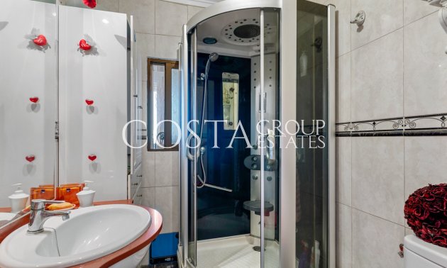 Resale - Villa -
Rojales - Ciudad Quesada