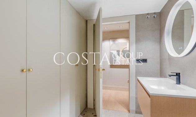 Odsprzedaż - Apartments -
Alicante - Alicante Centro