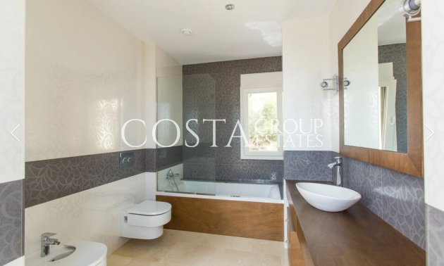 Herverkoop - Villa -
Teulada - Moraira