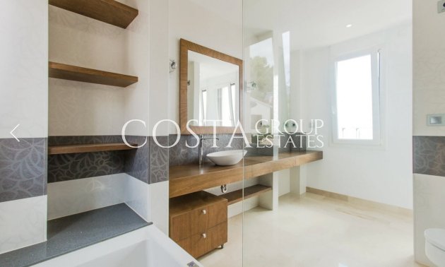 Herverkoop - Villa -
Teulada - Moraira