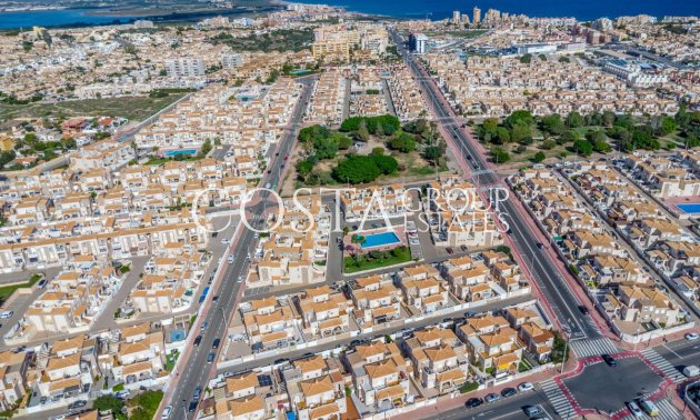 Odsprzedaż - Apartments -
Torrevieja