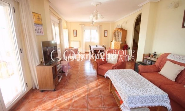 Wiederverkauf - Villa -
Torrevieja - Aguas Nuevas