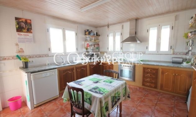 Wiederverkauf - Villa -
Torrevieja - Aguas Nuevas