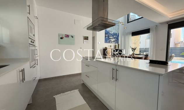 Revente - Villa -
Los Montesinos - Los Montesinos Centro