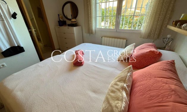 Wiederverkauf - Villa -
San Miguel de Salinas - San Miguel de Salinas Centro