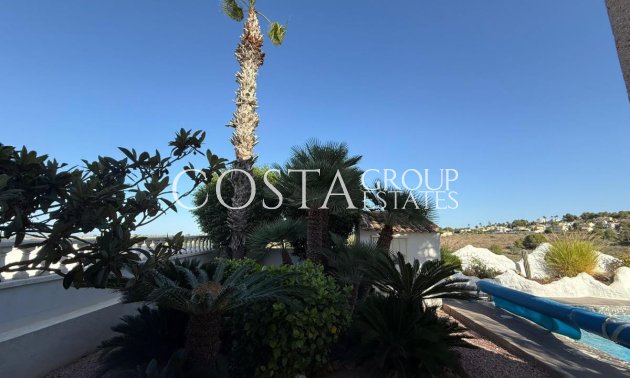 Wiederverkauf - Villa -
San Miguel de Salinas - San Miguel de Salinas Centro