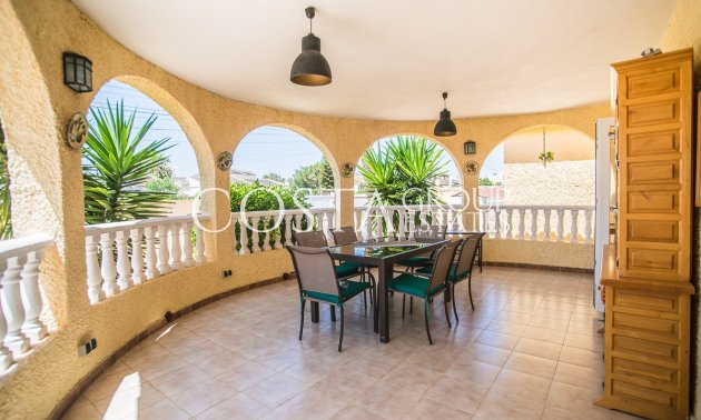 Wiederverkauf - Villa -
Torrevieja - La Siesta