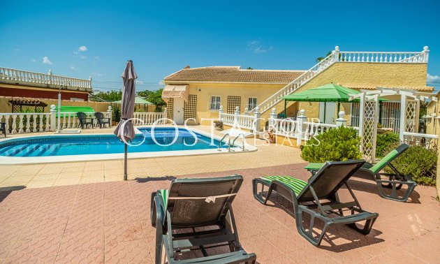 Wiederverkauf - Villa -
Torrevieja - La Siesta