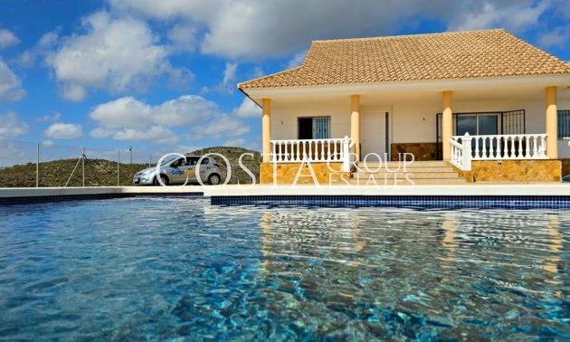 Herverkoop - Villa -
Lorca - Lorca Centro