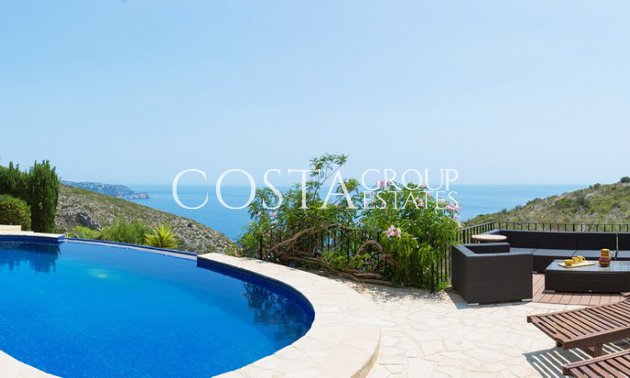 Resale - Villa -
Benitachell - Cumbre Del Sol