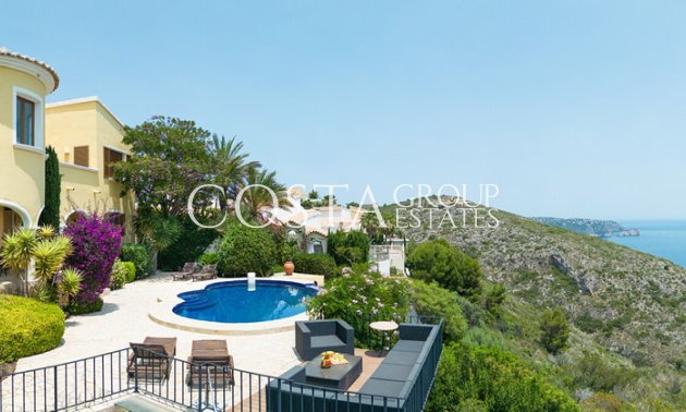 Resale - Villa -
Benitachell - Cumbre Del Sol