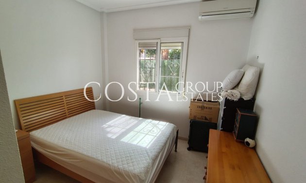 Revente - Villa -
Bigastro