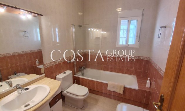 Revente - Villa -
Bigastro