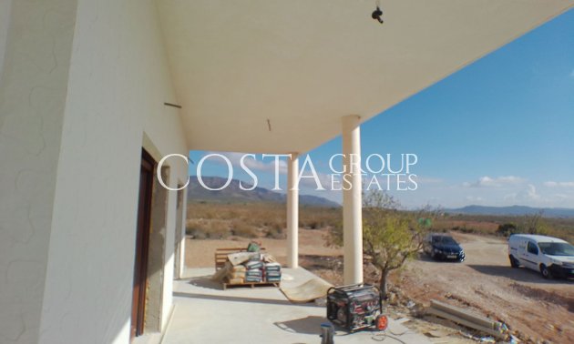 Wiederverkauf - Villa -
Pinoso - Pinoso Centro