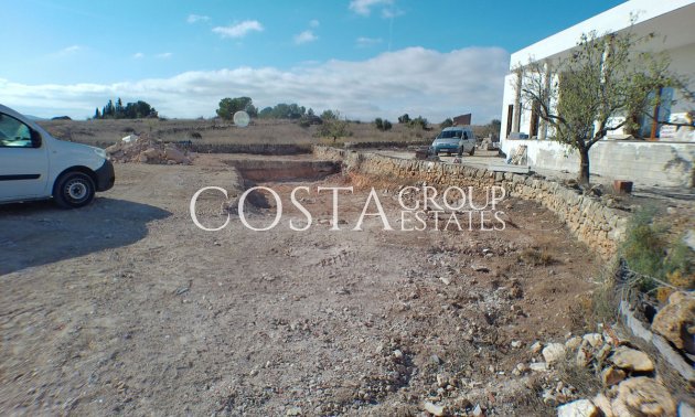 Wiederverkauf - Villa -
Pinoso - Pinoso Centro