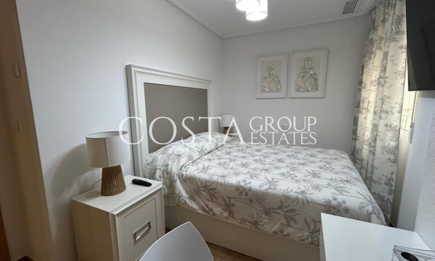 Odsprzedaż - Apartments -
Alicante City - Alicante City Centro