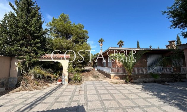 Resale - Villa -
San Fulgencio - La Marina