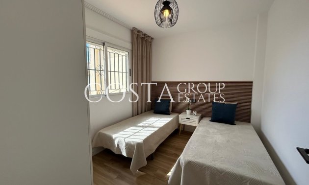 Herverkoop - Huis -
Orihuela Costa - La Florida