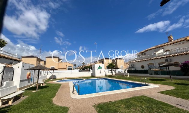 Herverkoop - Huis -
Orihuela Costa - La Florida