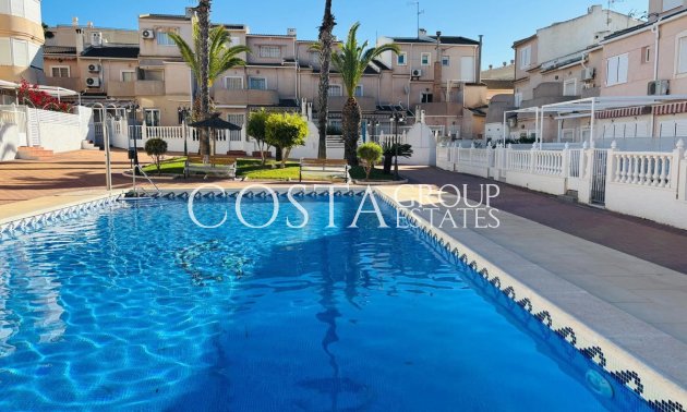 Herverkoop - Huis -
Orihuela Costa - Mil Palmeras