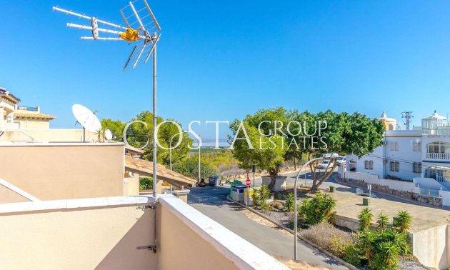 Herverkoop - Villa -
Orihuela Costa - Villamartin