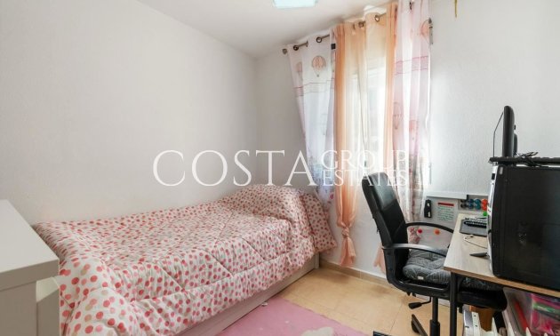 Herverkoop - Villa -
Orihuela Costa - Villamartin