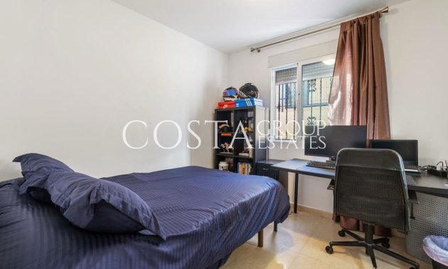 Herverkoop - Villa -
Orihuela Costa - Villamartin