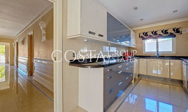 Herverkoop - Villa -
Teulada - Moraira