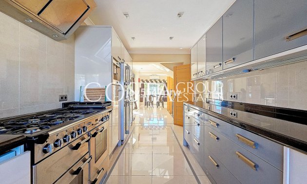 Herverkoop - Villa -
Teulada - Moraira