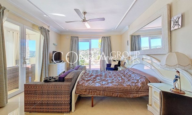 Herverkoop - Villa -
Teulada - Moraira