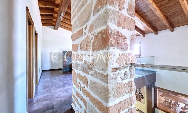 Wiederverkauf - Villa -
Yecla - Yecla Centro