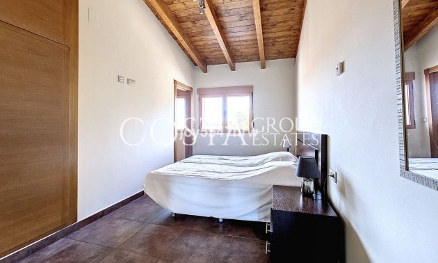 Wiederverkauf - Villa -
Yecla - Yecla Centro