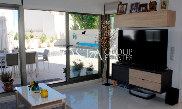 Wiederverkauf - Villa -
San Miguel de Salinas - San Miguel de Salinas Centro