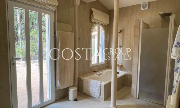 Resale - Villa -
Altea - Altea Centro